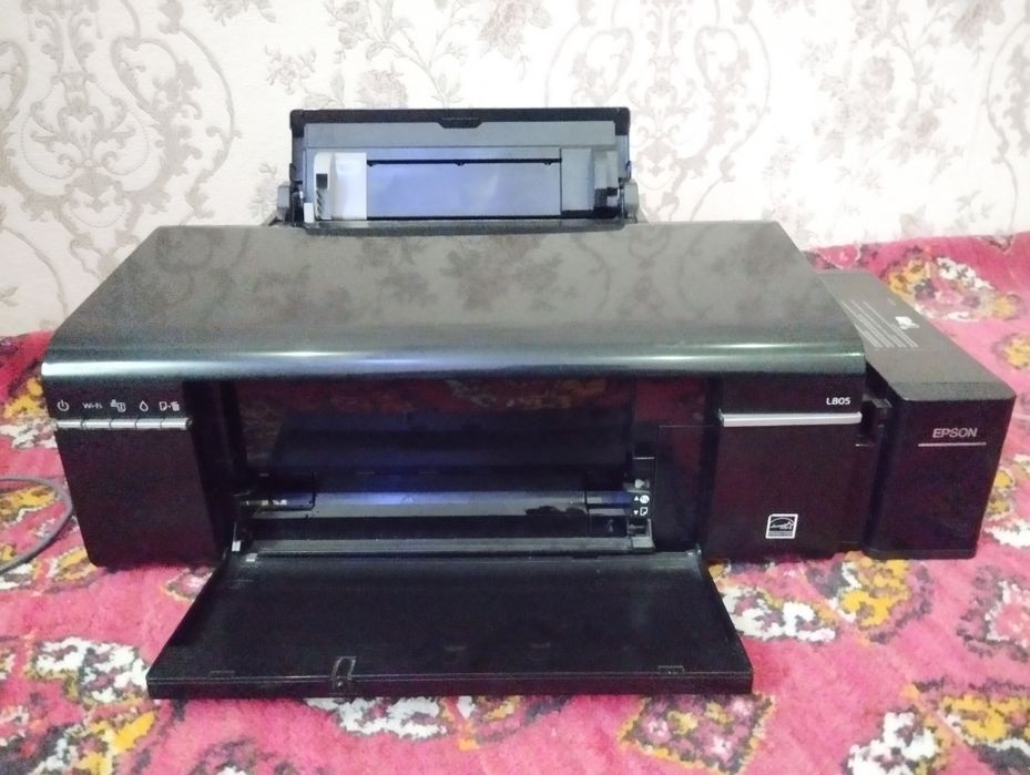Принтер Epson L805 (оригинал)
Продаётся струйный фотопринтер Epson L80