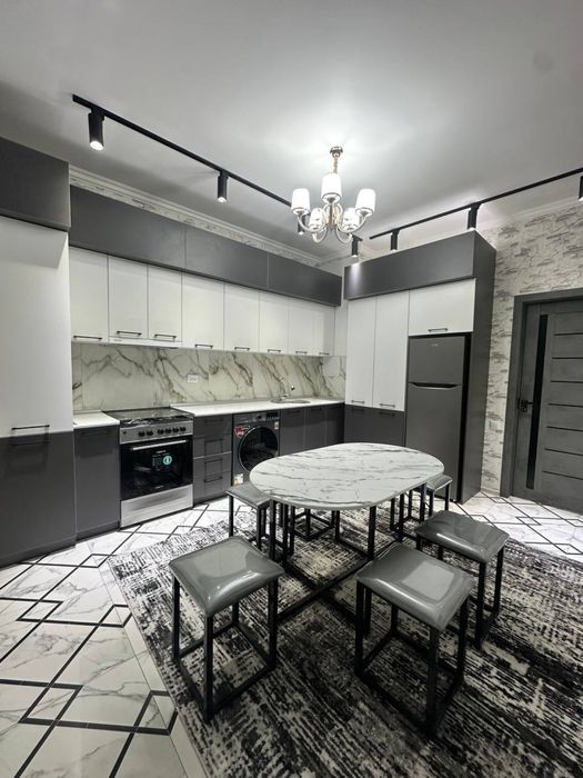 Продается квартира в Эшонгузар сити