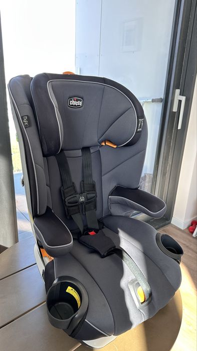 Столче за кола Chicco MyFit – група 2/3 (15–36 кг)
