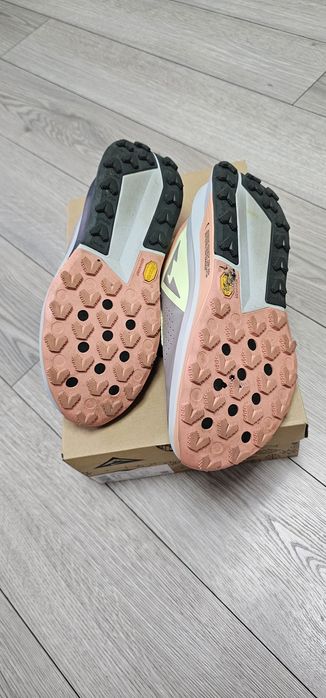 Adidasi NIKE ZOOMX Zegama Trail2