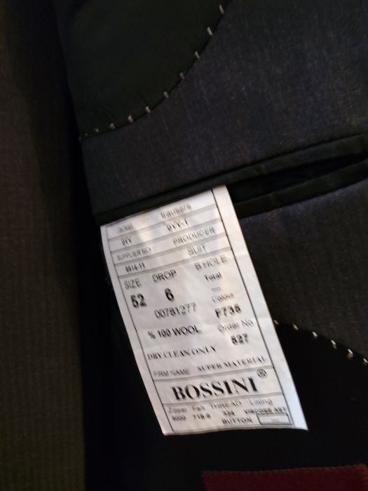 Мужской костюм 52 размер