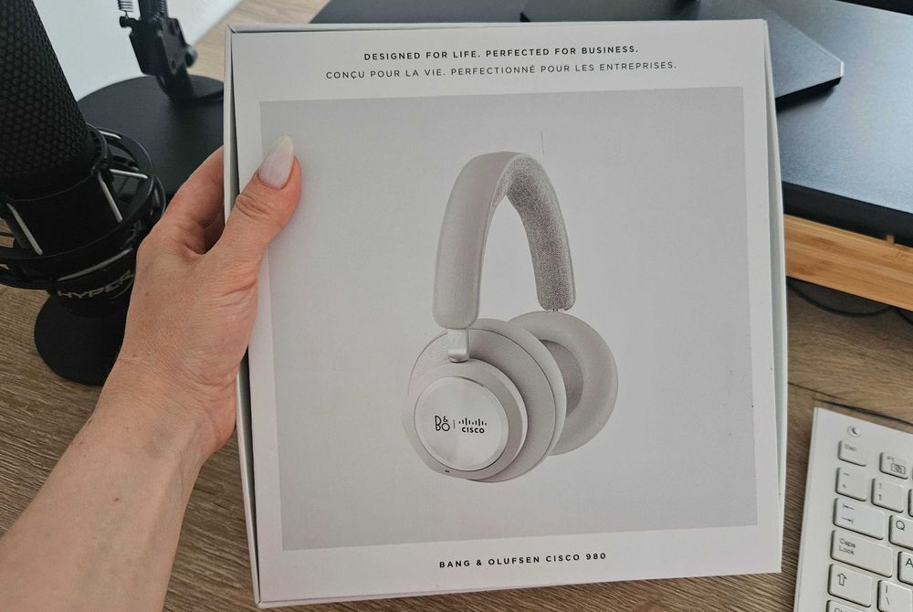 Căşti Bang & Olufsen noi