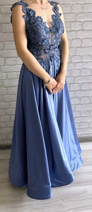 Бална/официална сатенена рокля