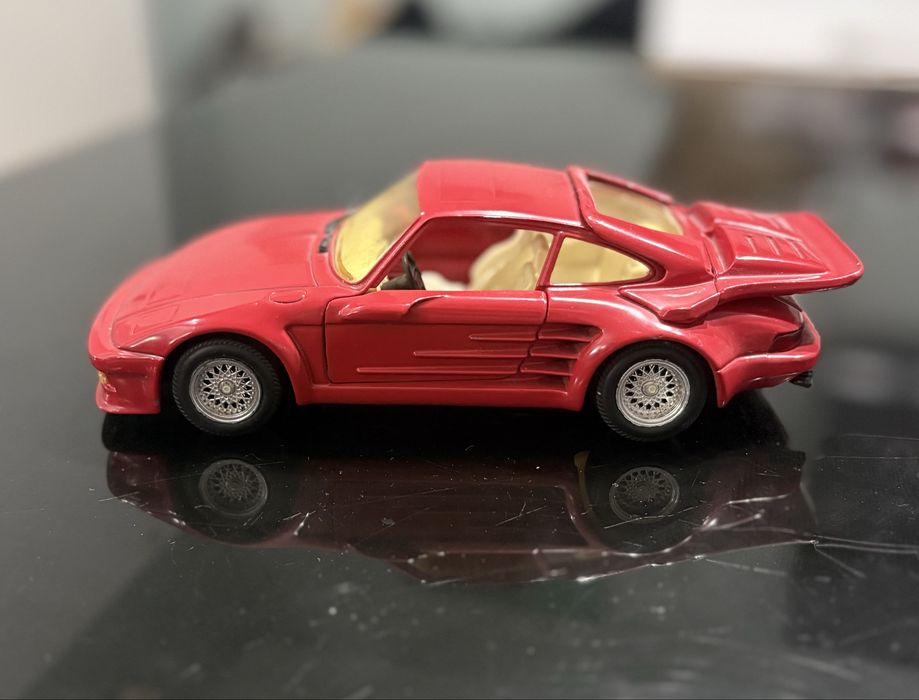 Рядък колекционерски модел Porsche Gemballa Avalanche количка