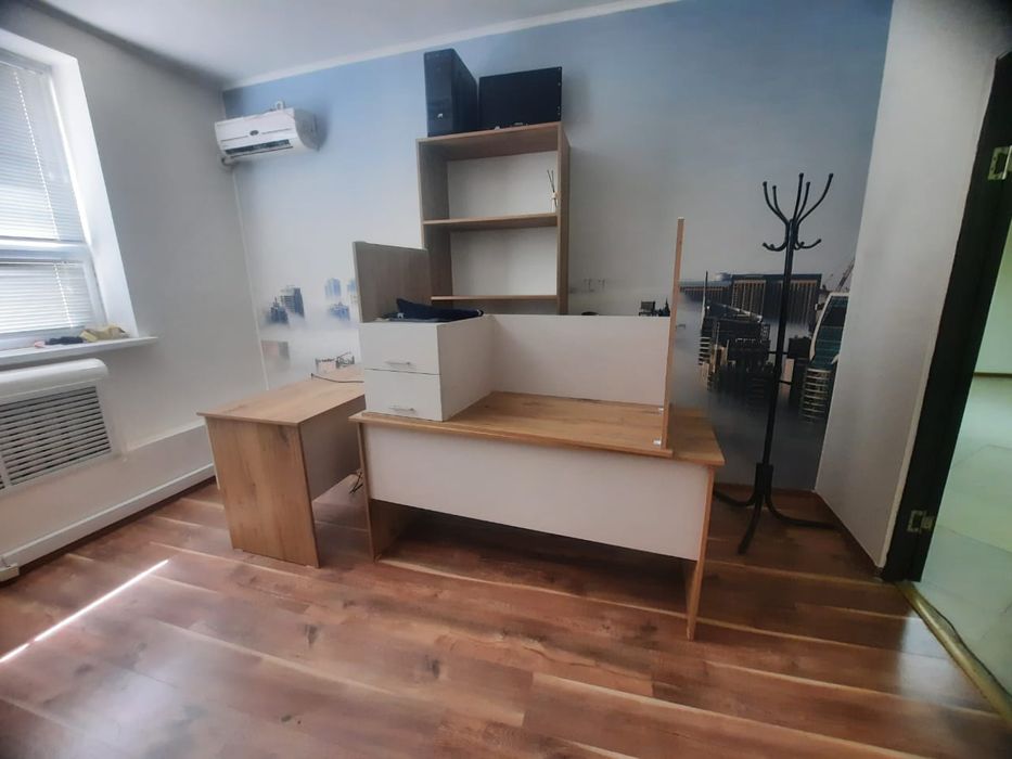 Продам офисную мебель