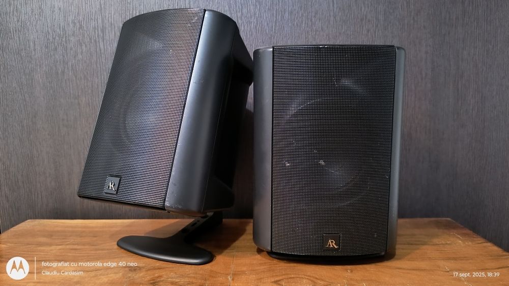 Boxe Acoustic Research Edge