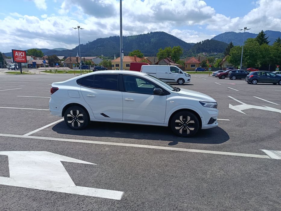 DACIA Logan 2025 — imagine 2