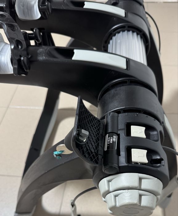 Suport Thule RaceWay 991 cu prindere pe haion pentru 2 biciclete