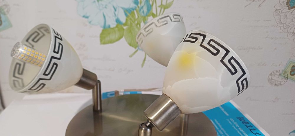 Полюлей, спот  зе таван, в комплект с нощна лампа за стена Prrezent