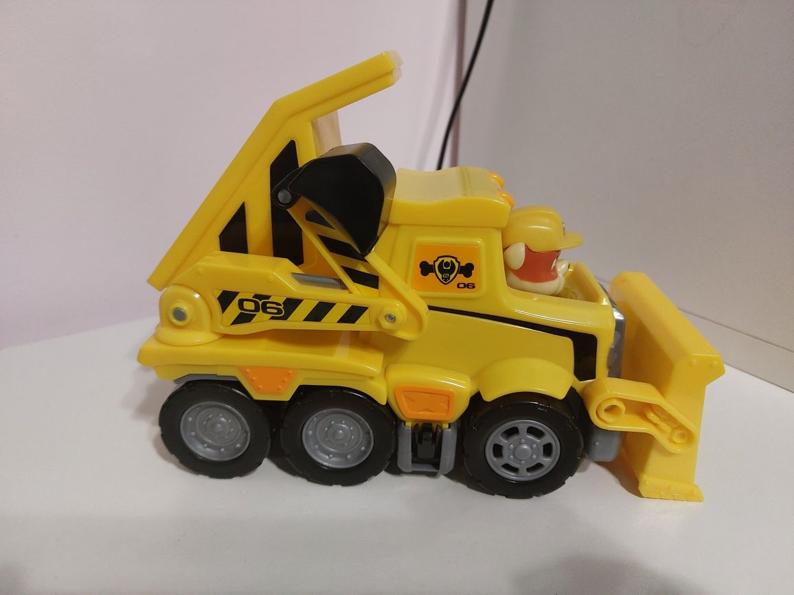 Paw patrol ultimate hot sale rescue construction truck