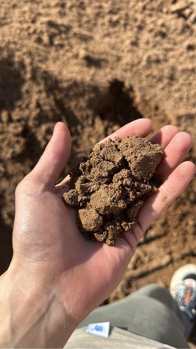 Щебень песок отсев чернезом перегной