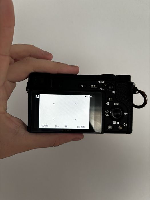 Vand aparat foto Sony a6400 + 2 obiective