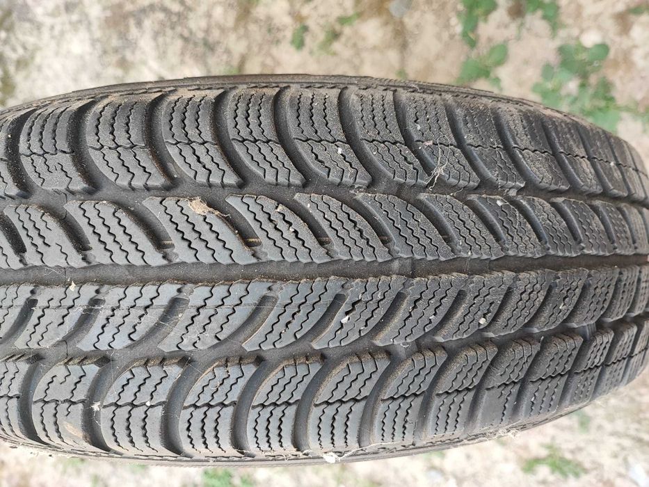 vand 5 jante  cu cauciucuri all season