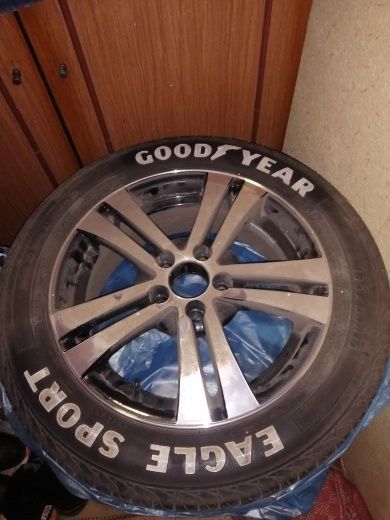 Бял перманентен маркер