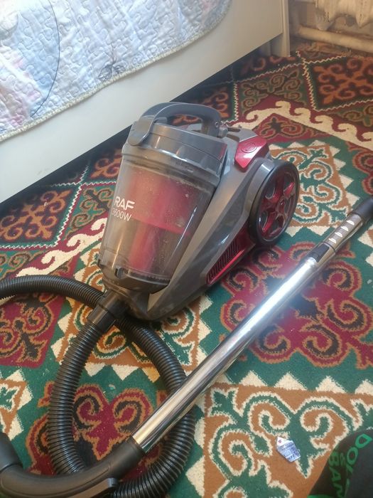 Продам  пылесос 10000