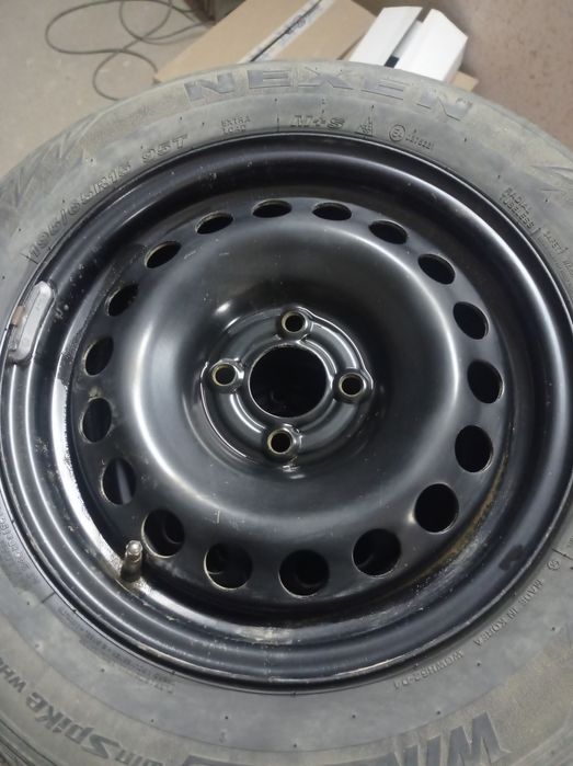 Продам колеса в сборе 195/65/15