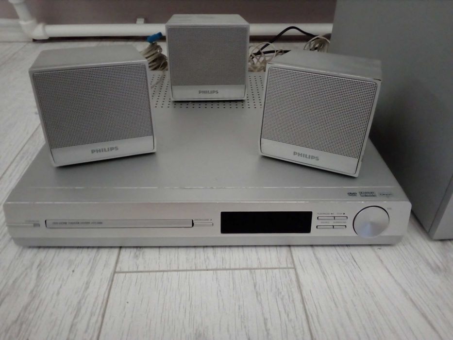 Home Cinema Theater PHILIPS HTS3000 5.1 200W Dolby Digital Pro Logic