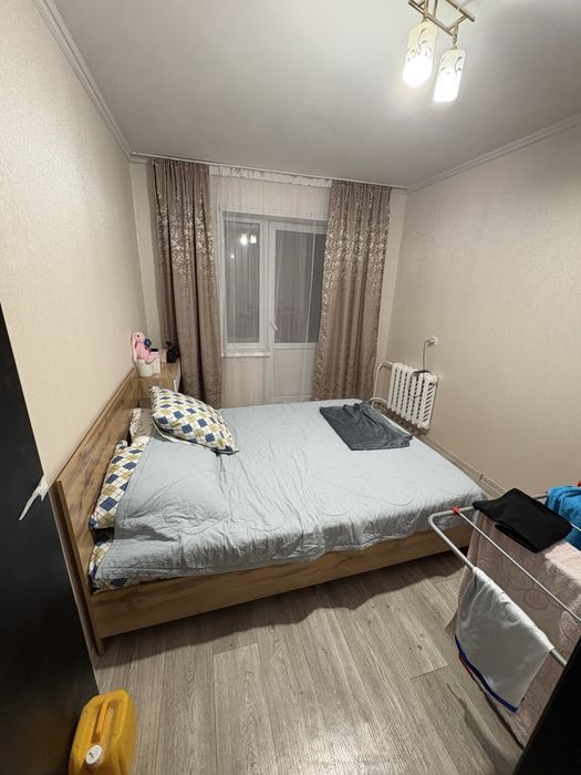 Продам 4 комнатную квартиру