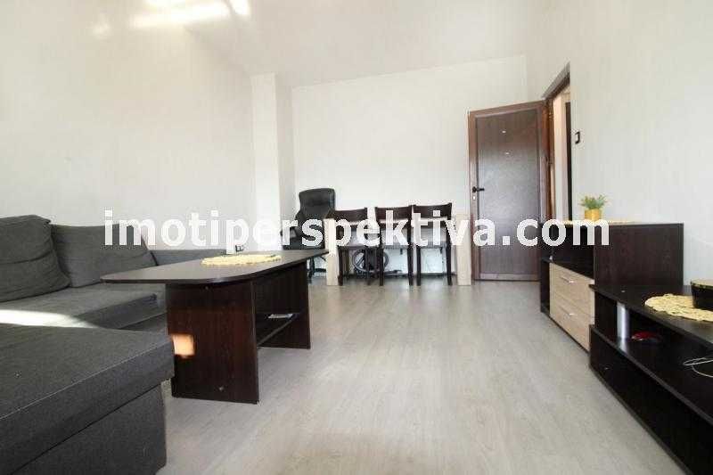 Продава се Тристаен апартамент в Пловдив, Тракия - 60 кв.м за 1867 €/кв.м - Снимка #2