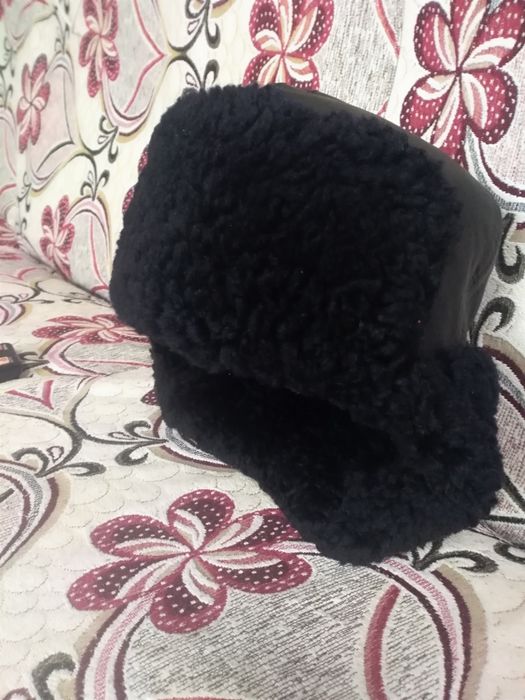 Продам шапку ушанку каракулевый