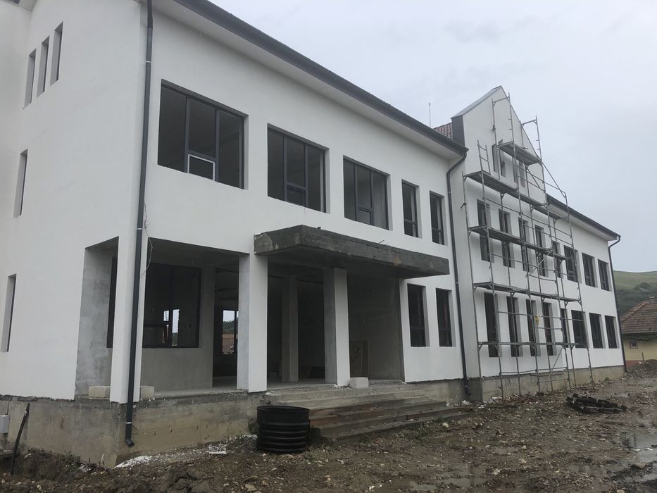 Tencuit mecanizat/Glet/Tinci si Lavabila