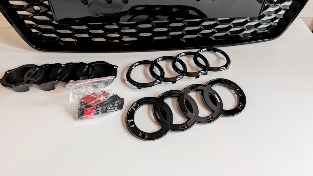 Решетка Ауди А8 Д4 Фейслифт RS Черен гланц Audi A8 D4 facelift Нова