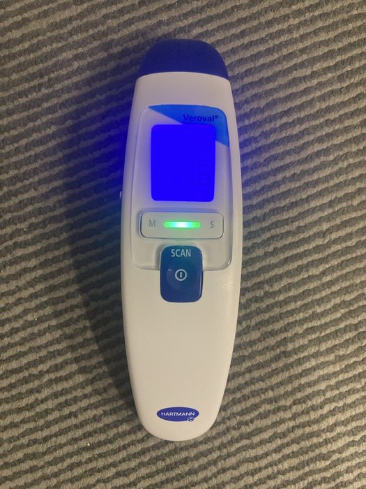 Безконтактен термометър Hartmann Verovall DS22,като нов