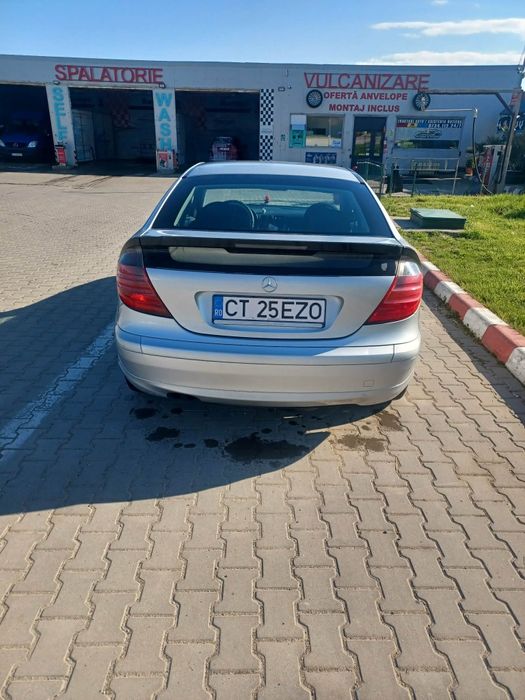 Mercedes Benz c200