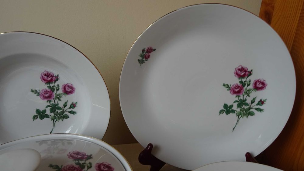 Сервиз за хранене, Kahla GDR 1968 - 1987 г порцелан от - 17части