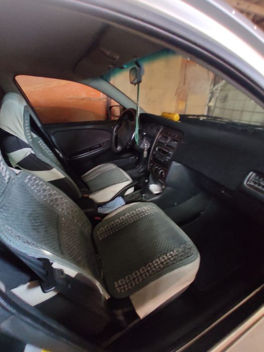 Продам Тойоту Авенсис