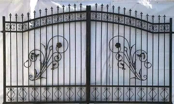 Porți din fier forjat