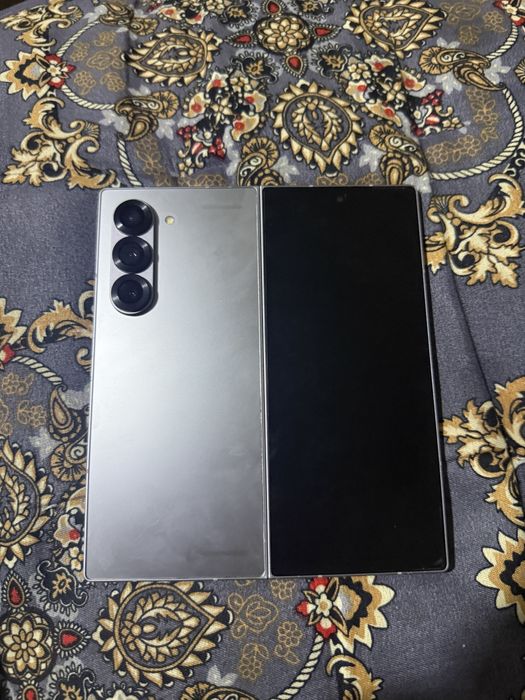 Samsung z fold 6