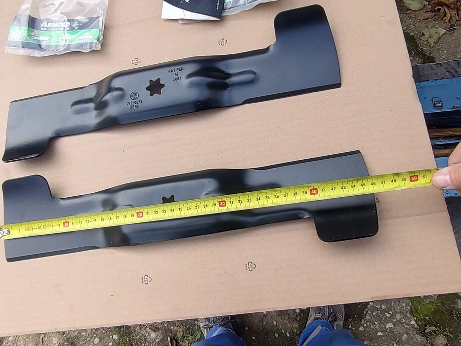 Cutite tractor gazon