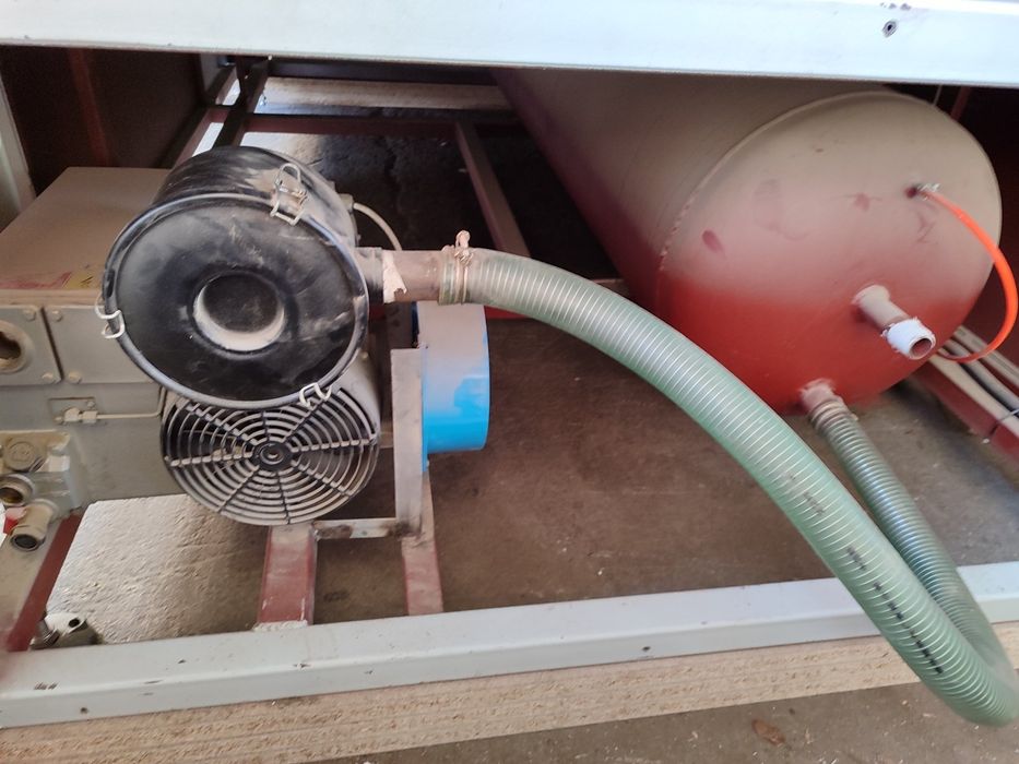 вакуумна мембранна преса с две маси