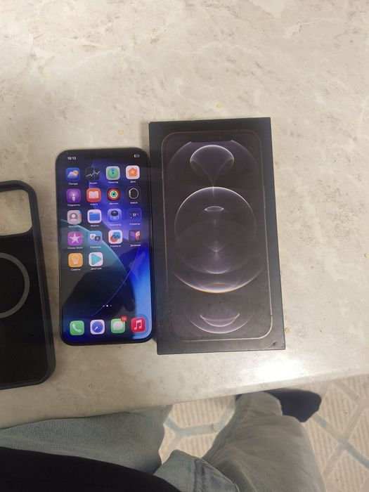 Iphon 12 pro max каробка зарйатник бар