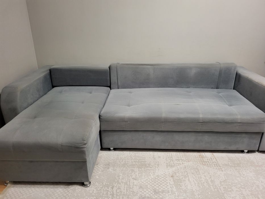 Продаётся диван. Хорошее состояние,