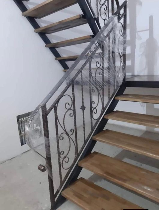 Scări interioare și exterioare