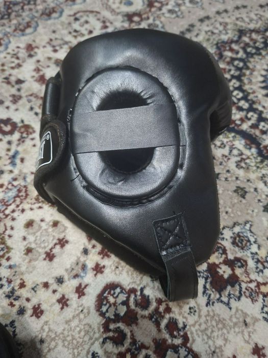 Boks va kig boks uchun shlem