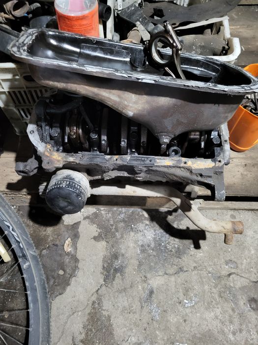 Продам двс по запчестям