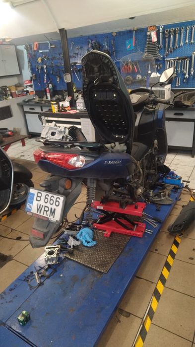 Scuter Yamaha NMax 155