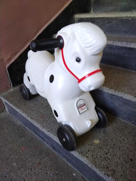 Детски играчки: интерактивни и за бутане- 5 Броя