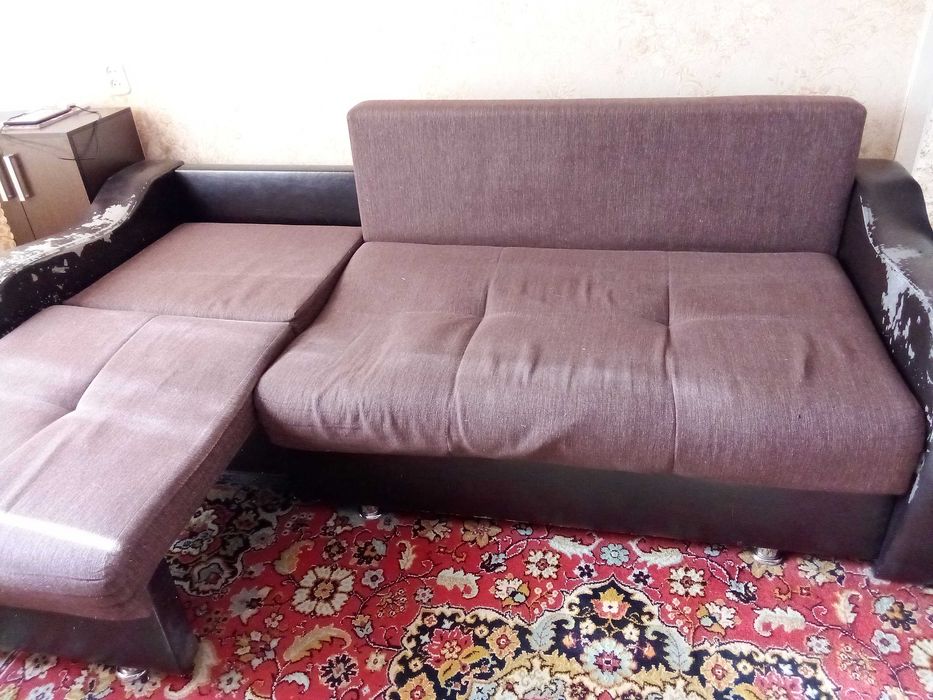 Продам диван раздвижной