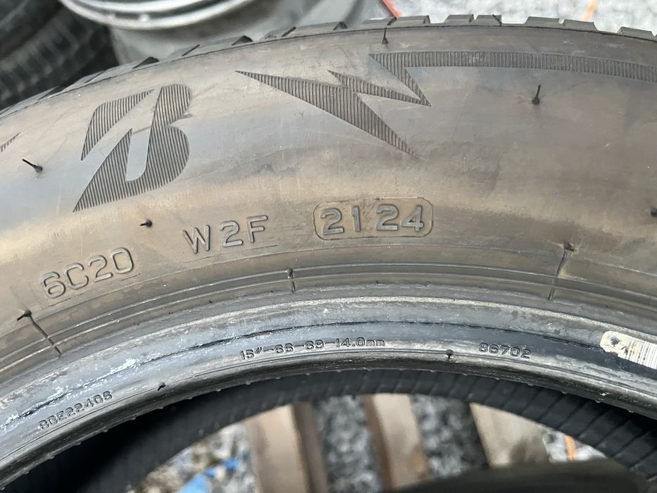 2бр 205/60/16 на 6мм с 24дот