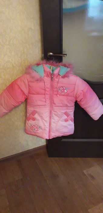 Продам детские вещи.