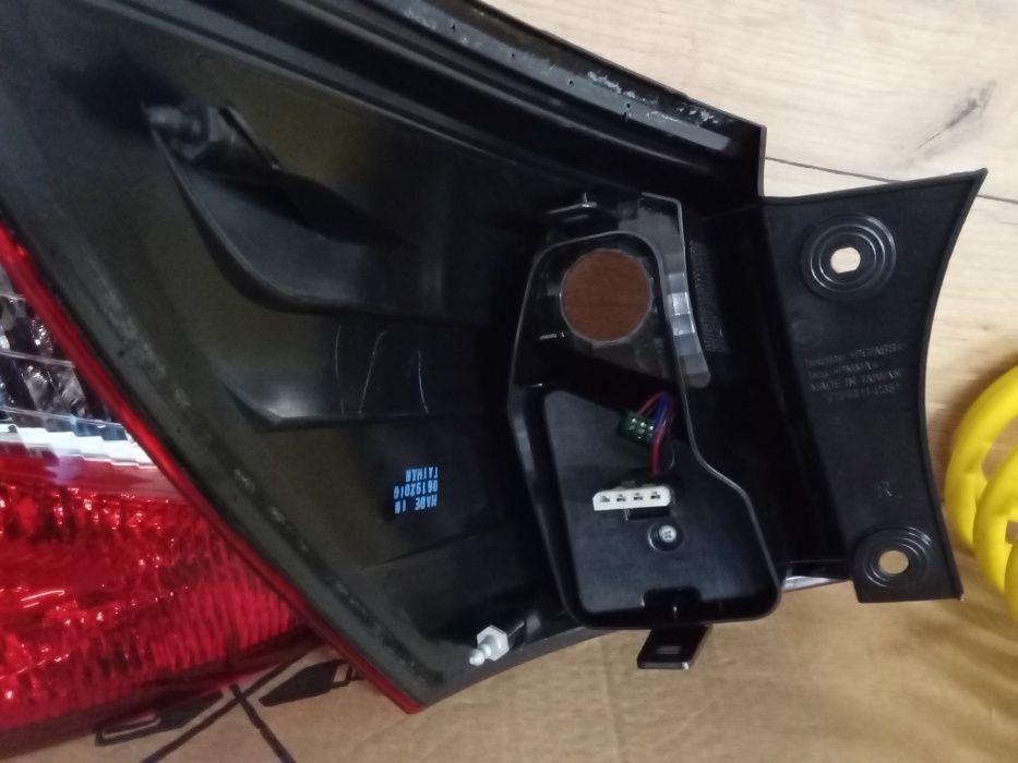 Stop stopuri led stanga sau dreapta Nissan Qashqai 2010|2011|2012|2013