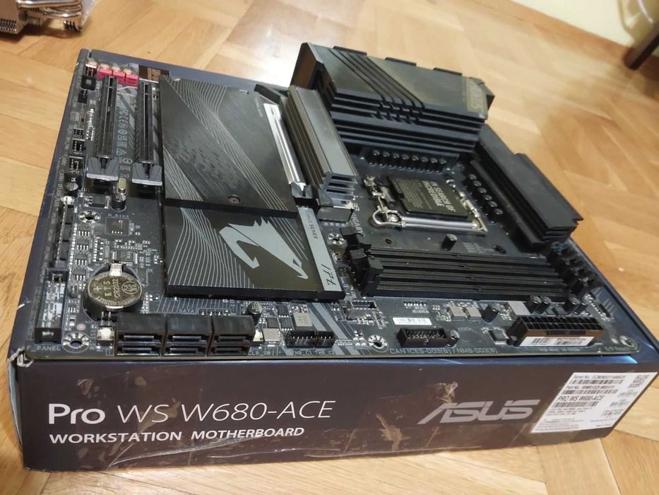 Gigabyte Z790 Aorus Elite AX Wi-Fi DDR5