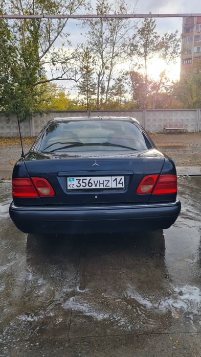 Продам мерседес W210 Elegance