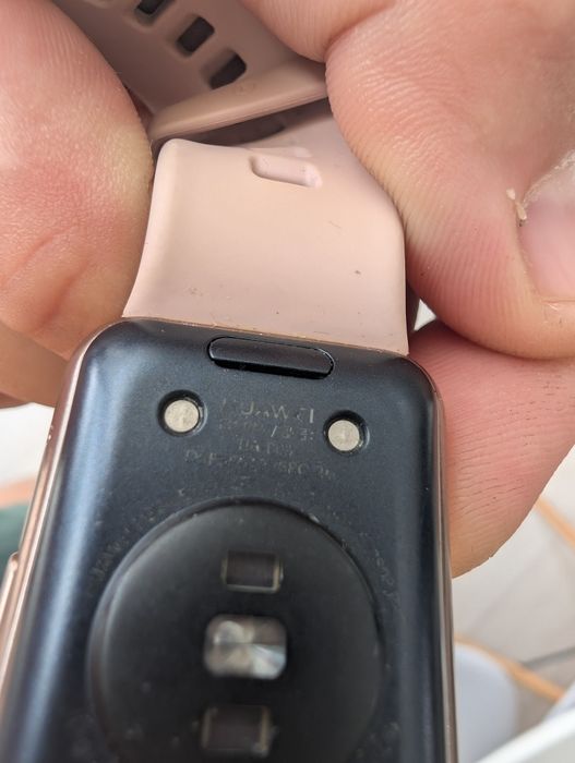 Huawei Watch Fit (TIA-B09), rose gold, curea roz – impecabil