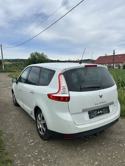 RENAULT Grand Scenic 2011 — imagine 4