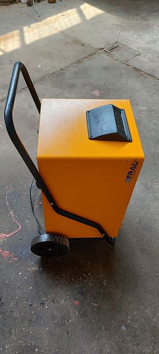 Професионален изсушител Master DH 92, 1200 W, 80 л/24 ч